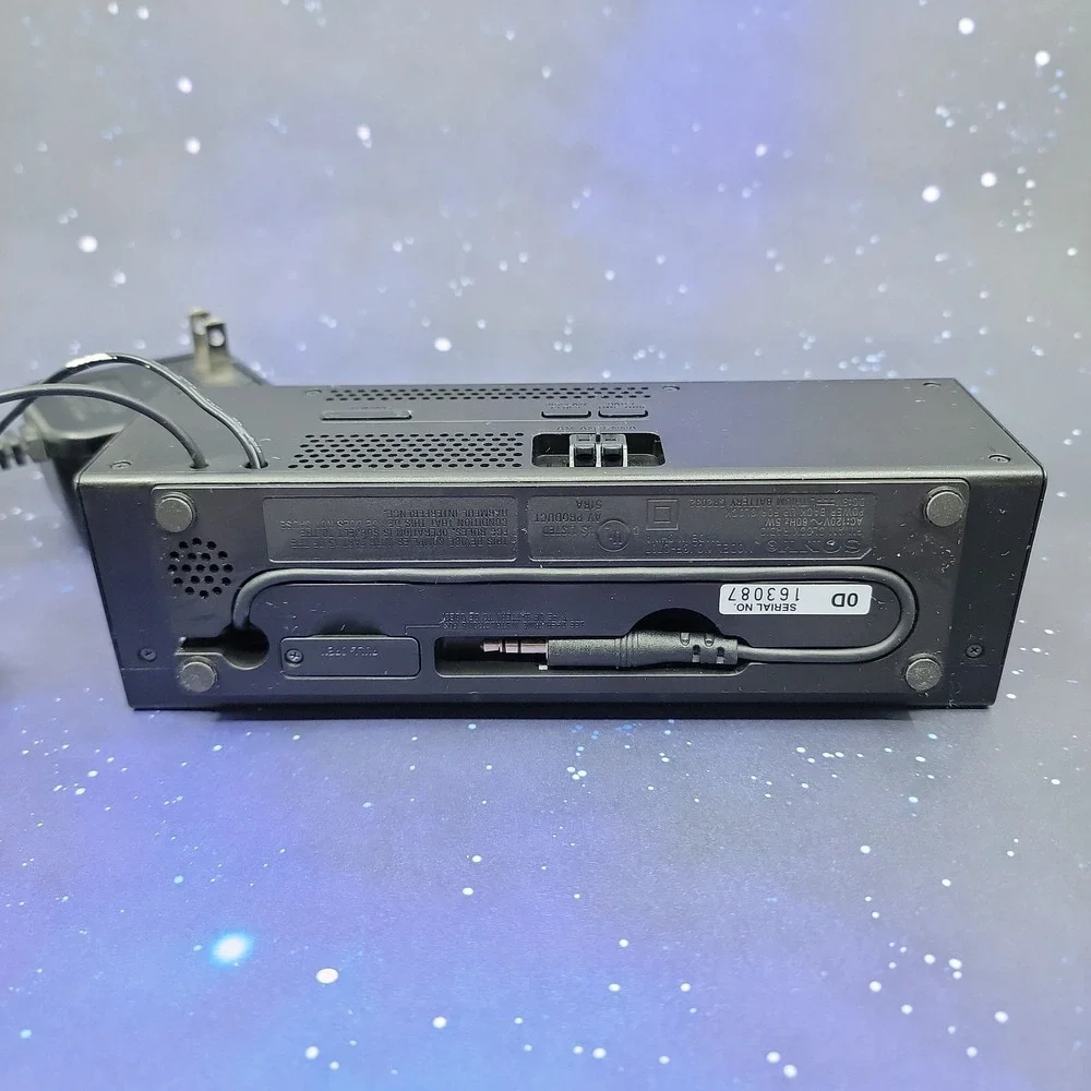 Sony ICF-C707 FM/AM Clock Radio with Nature Sounds and Aux Input In Original Box